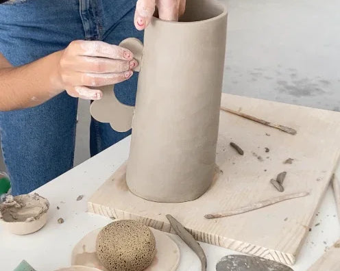 Talleres de cerámica: Aprende, crea y relájate en nuestro taller de cerámica Pipa And Happy