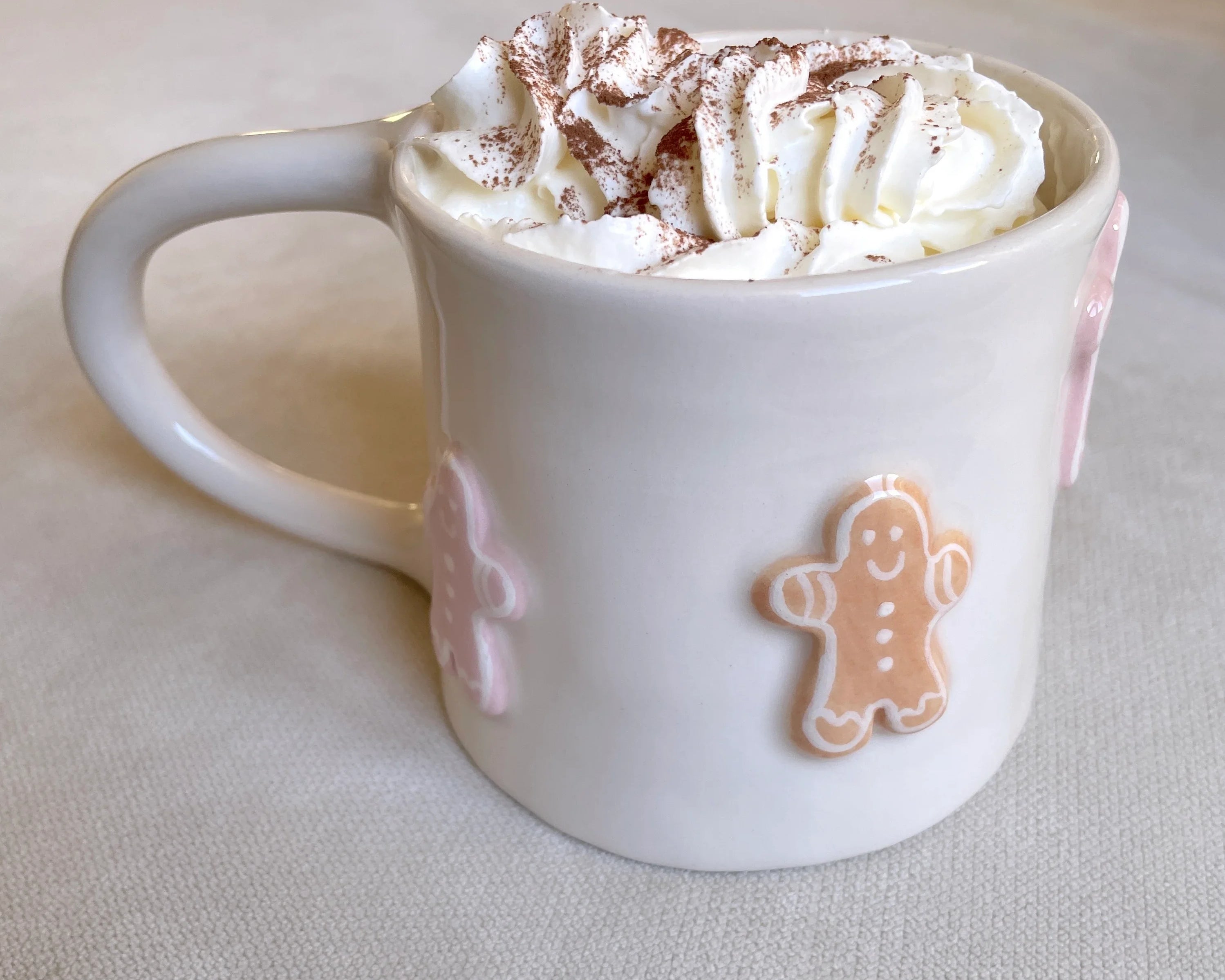 Taza Jolly Ginger de la colección de navidad PIPA&HAPPY CHRISTMAS