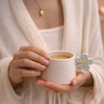 Cargar imagen en el visor de la galería, ¡Nuevo color!  Taza Blomi
