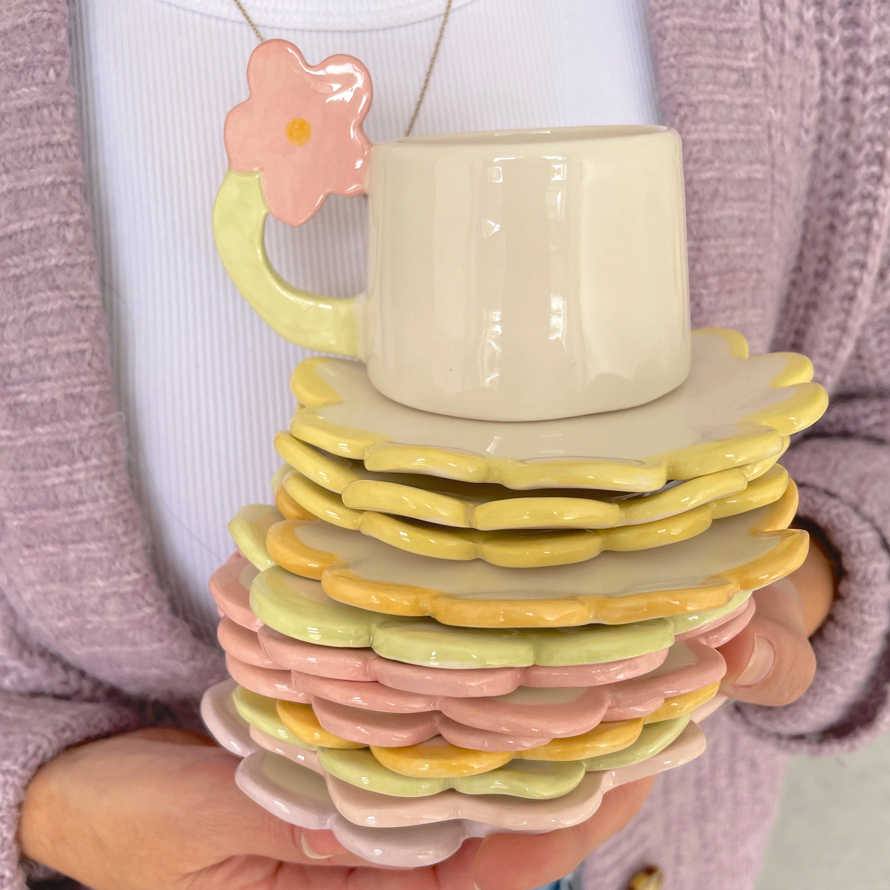 “Quedan poquitas ” Taza Blossom