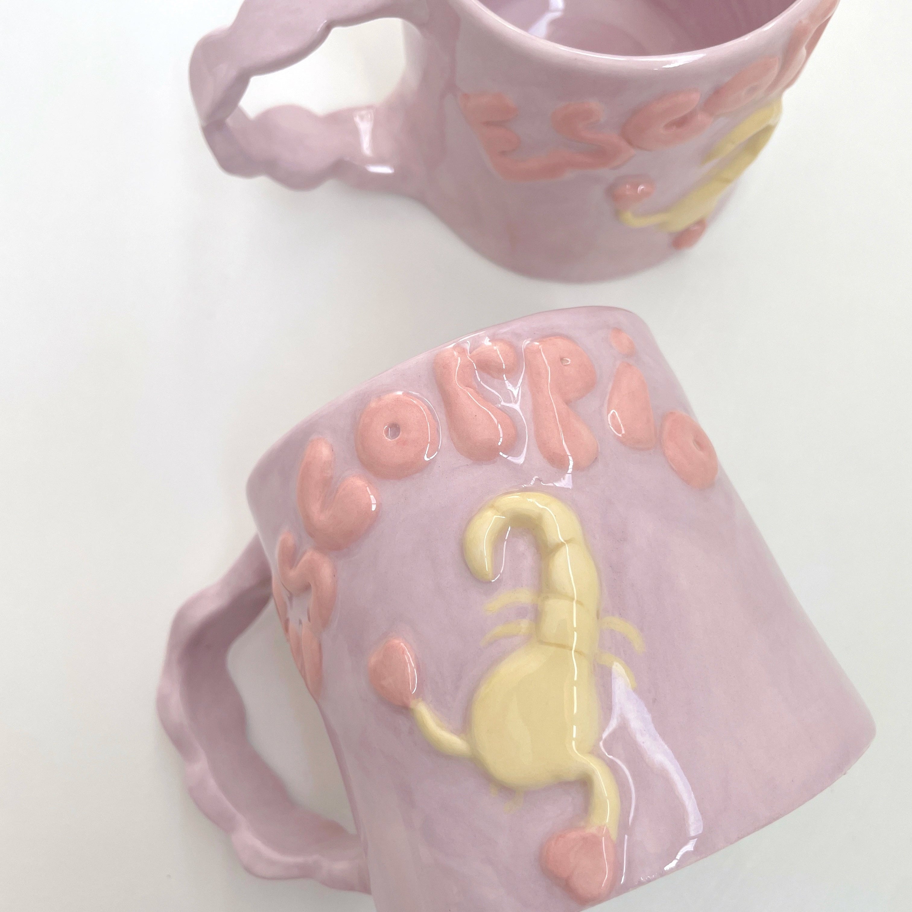 ¡Solo quedan dos! Taza Escorpio_  Colección horóscopos