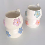 Cargar imagen en el visor de la galería, Set de 4 tazas Blomma
