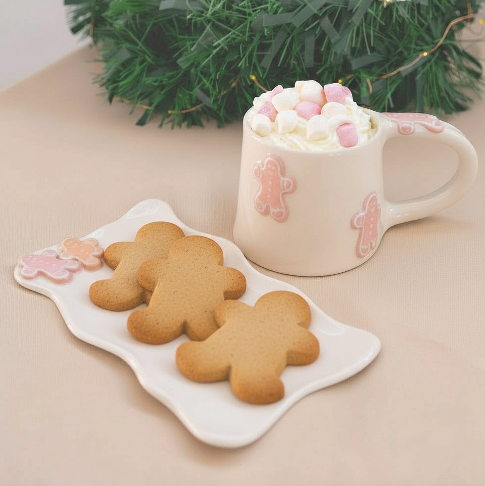 Plato  Ginger_ Pipa And Happy Christmas