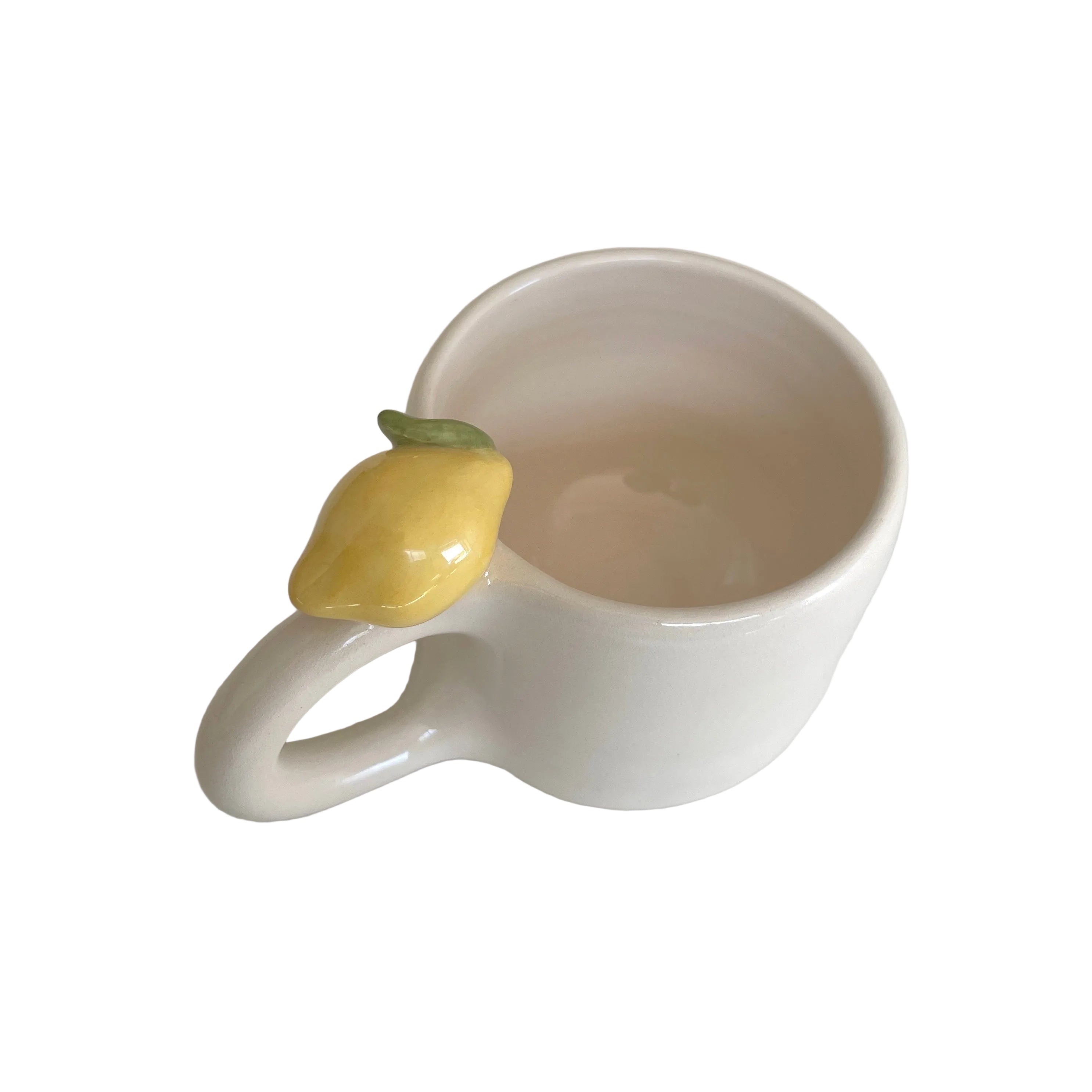 taza espresso con limon en el asa de cerámica hecha a mano por Pipa and happy