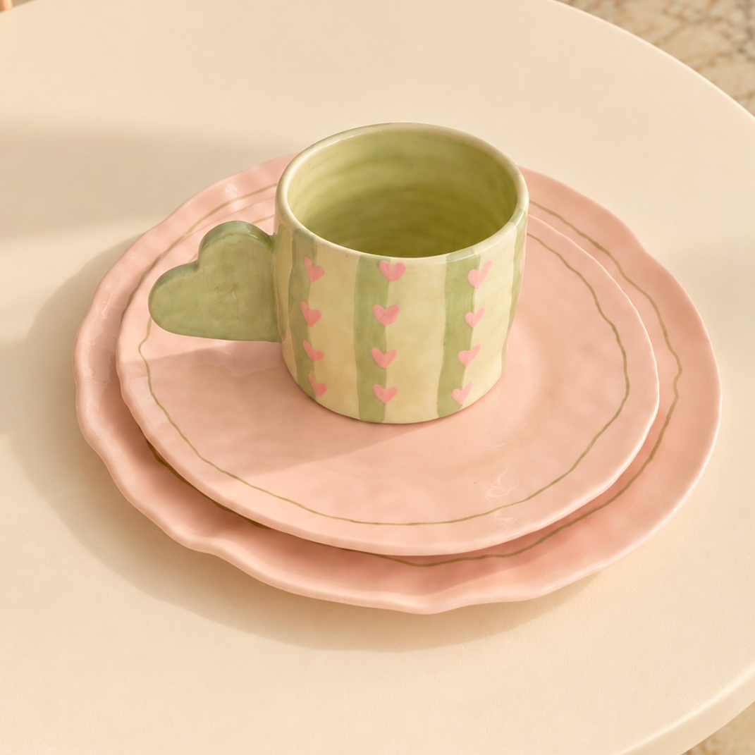 tazas y platos de cerámica en colores verde y rosa pastel ideal para regalar 