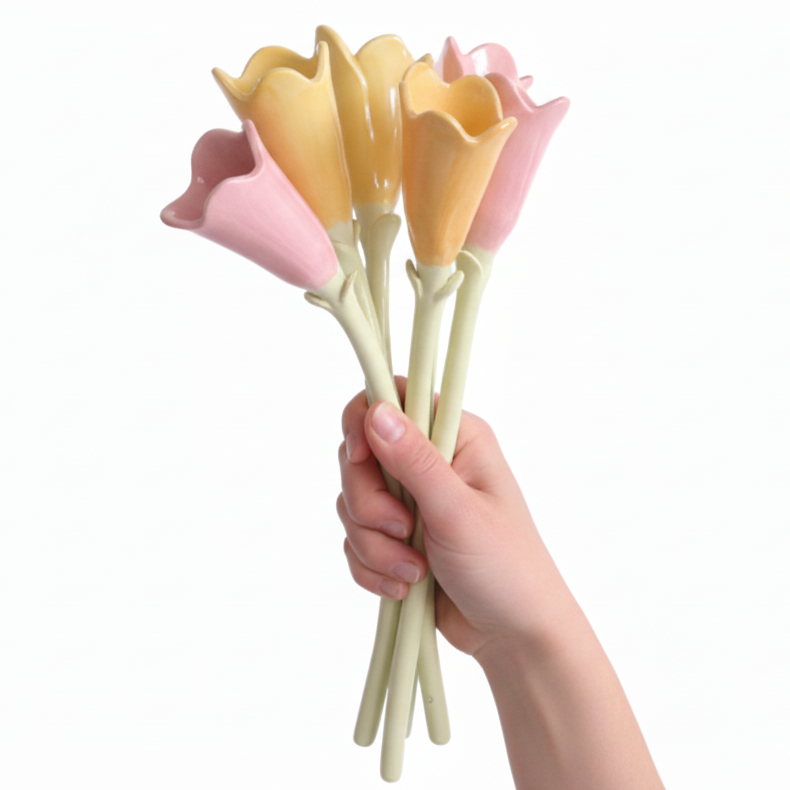 ramo de tulipanes rosas, amarillo y naranjas, flores de cerámica como regalo original y duradero