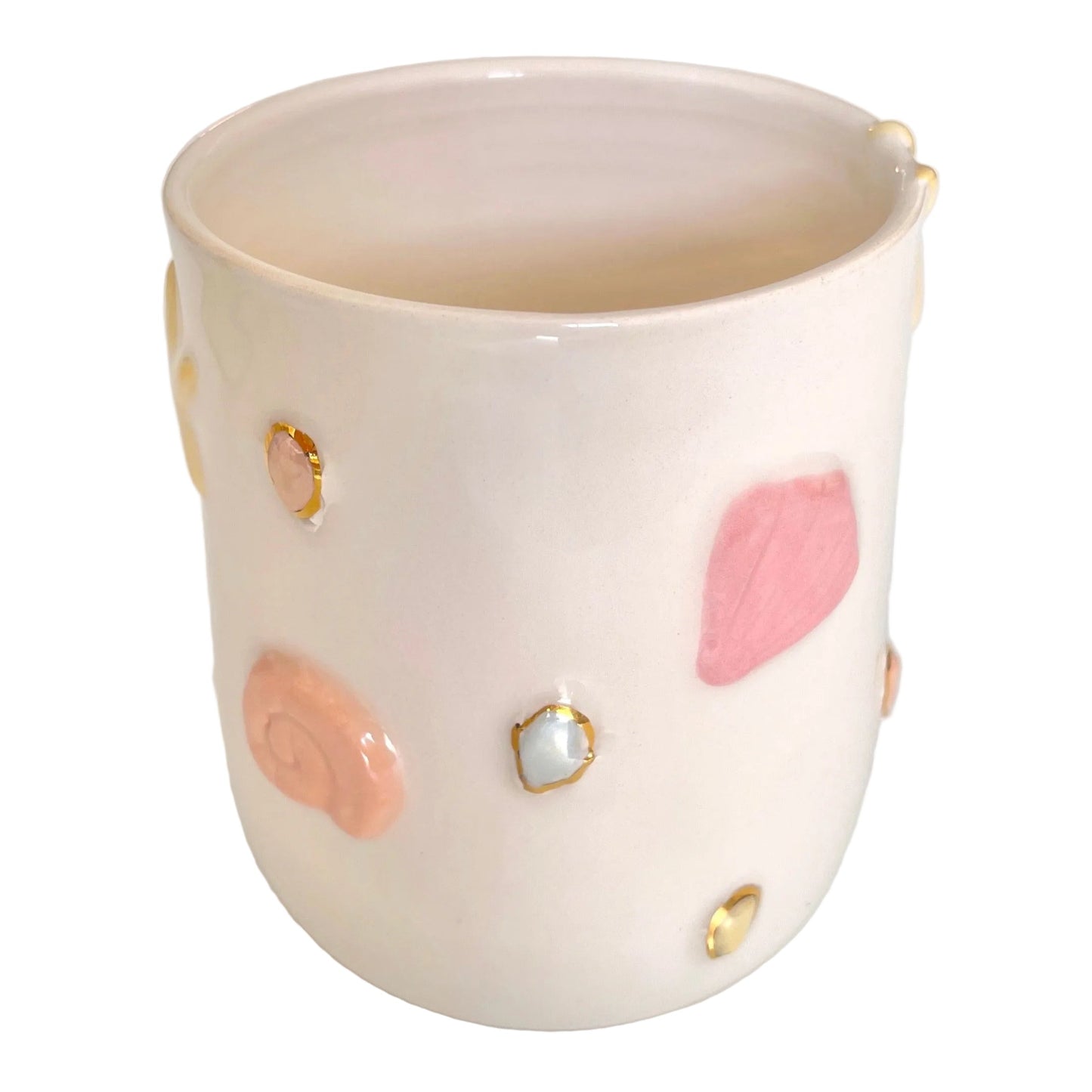 vaso cala con relieve de conchas, caracolas y corales 